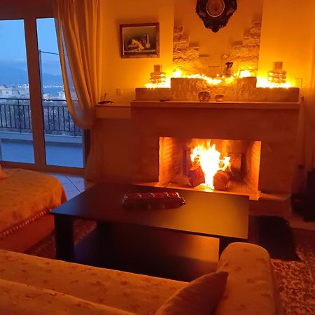 Alexadra'S House Κάτω Αλμυρή Leilighet Eksteriør bilde