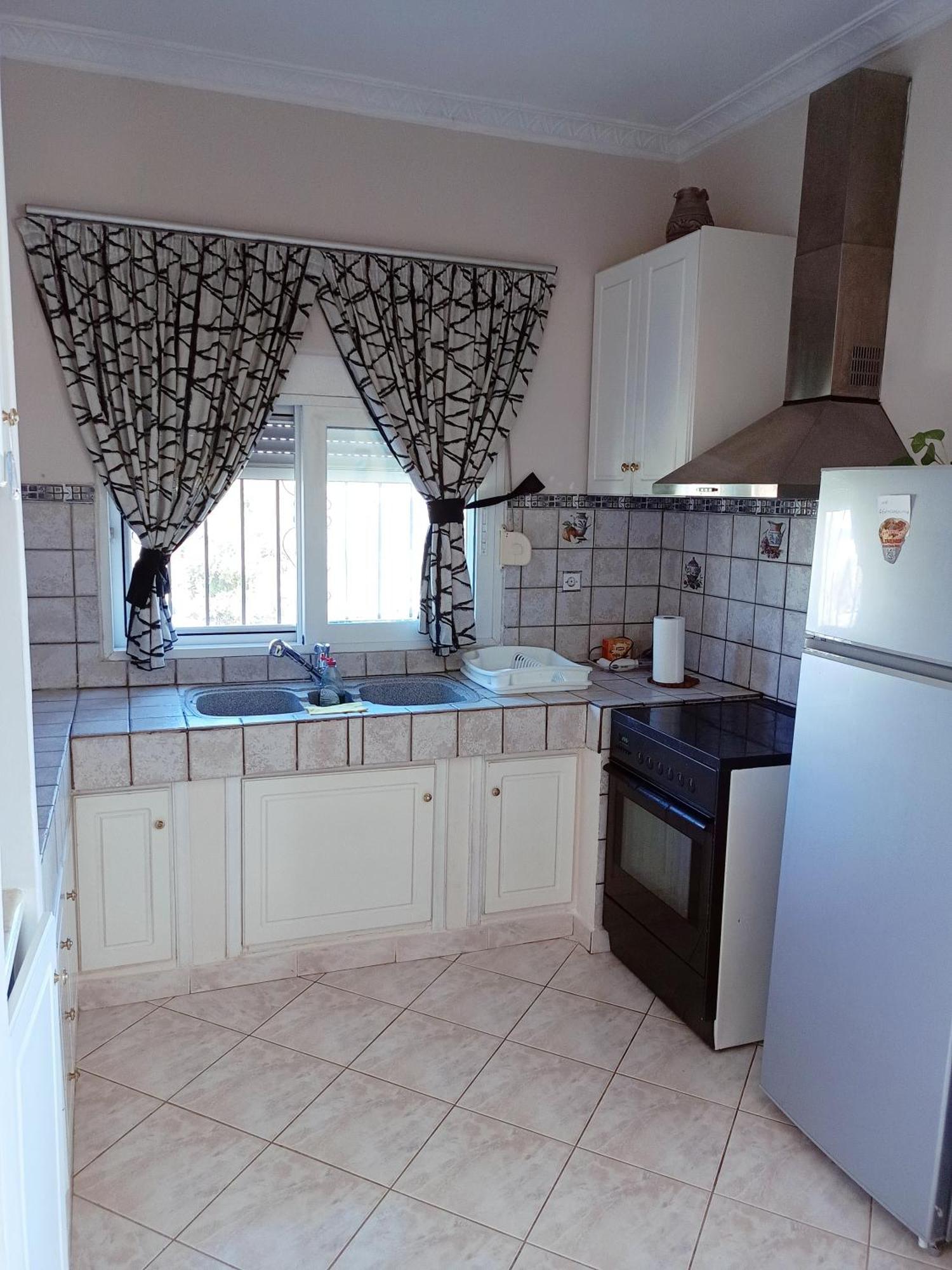 Alexadra'S House Κάτω Αλμυρή Leilighet Eksteriør bilde