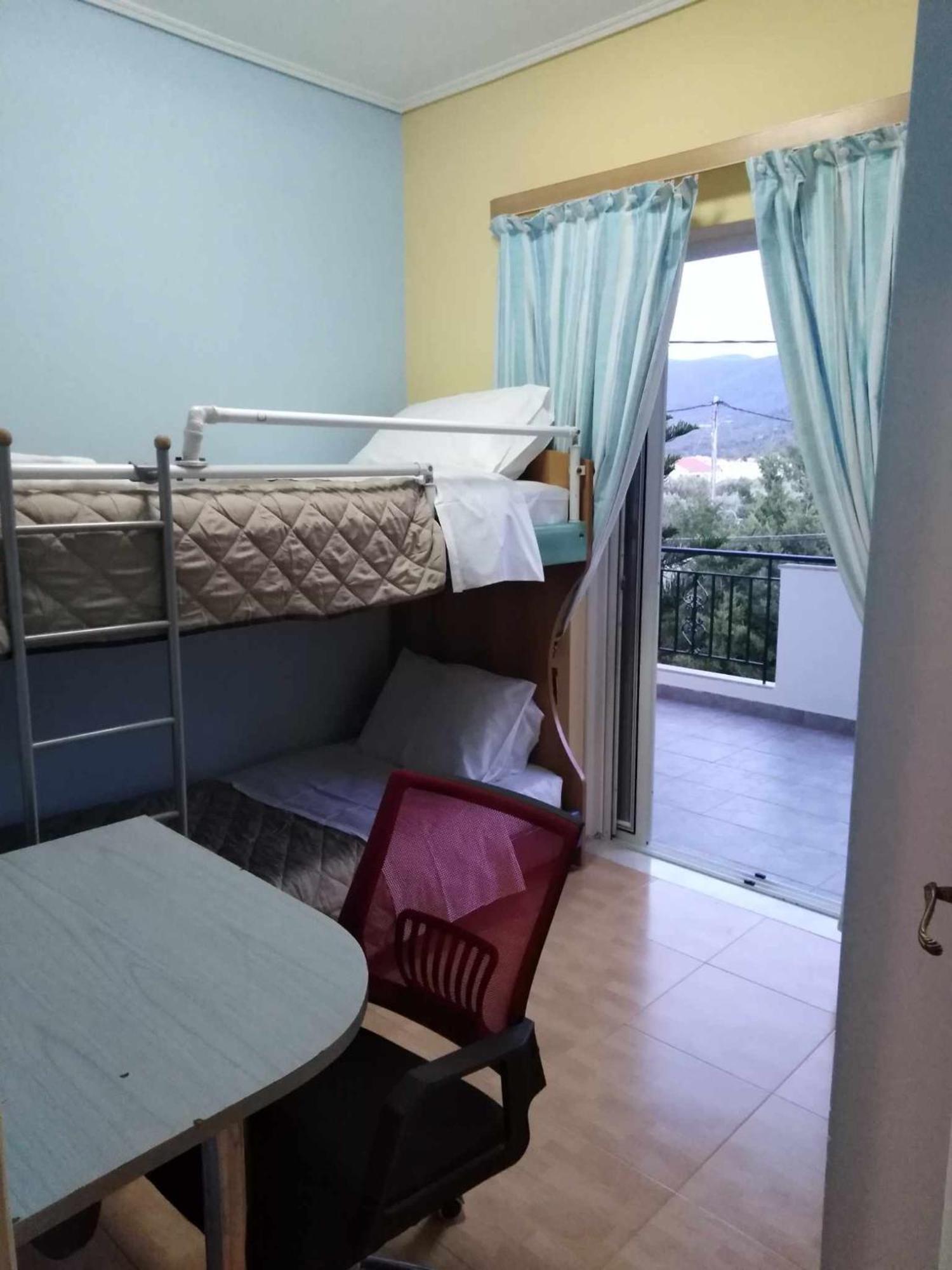 Alexadra'S House Κάτω Αλμυρή Leilighet Eksteriør bilde