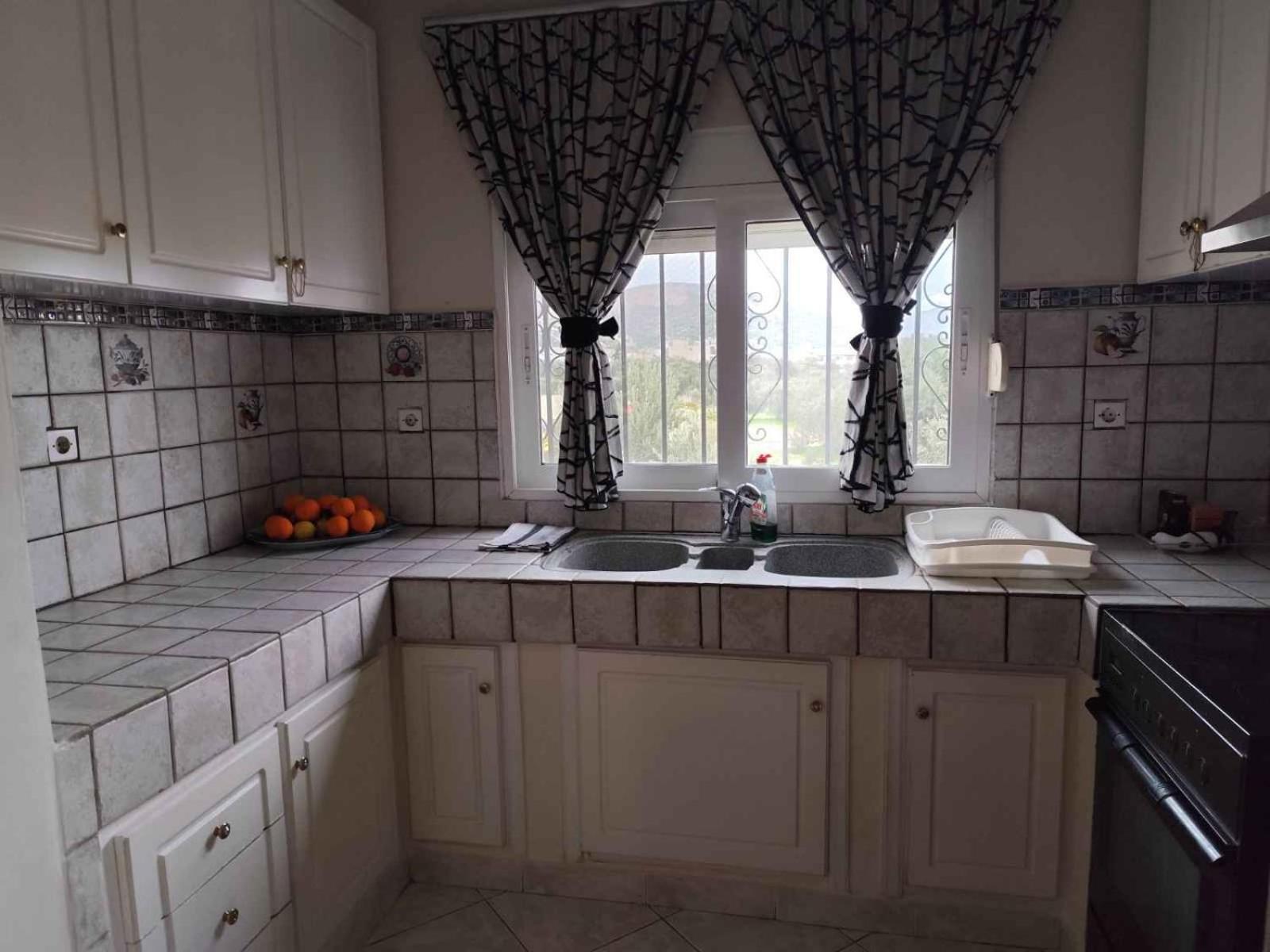 Alexadra'S House Κάτω Αλμυρή Leilighet Eksteriør bilde